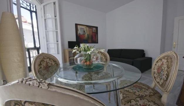 Apartamentos Almirante Hoyos 塞维利亚 外观 照片